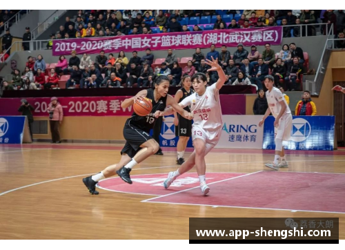武汉女篮主场对阵上海队，比赛直播收视飙升